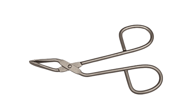 Kosmetikzange aus rostfreiem Edelstahl in mattem Finish, ideal für professionelle Anwendungen und hochwertige Pflege, von Hand geschliffen von Experten.